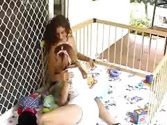 巨乳の女性と巨乳は浴室で自慰行為をします 素人 主婦 アダルト