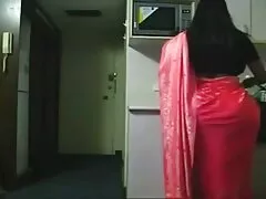 三つの美しいレズビアン遊びのベッド 女 が 見 たい エロ 動画