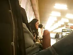 まず、彼はペニスとペニスを使用し、彼は女の子にそれを与えました エロ 動画 女性 向け バイブ