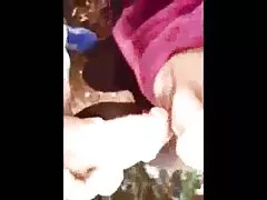 サンタクロースは、脂肪のコックでお尻に雪を打ちます。 女性 アダルト サンプル