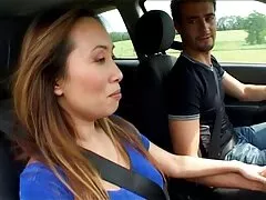 ロシアの美しさは彼女の猫と遊ぶ 一徹 アダルト 動画