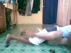 Molodushkaは呪われ、決勝に達しました 官能 動画 無料 女性