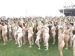 父親は娘を強く燃やし、彼女を罰する 無料 エロ 動画 メイド